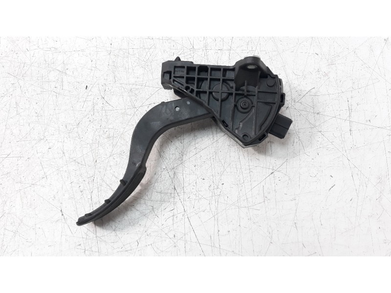 Recambio de potenciometro pedal para toyota corolla (e21) referencia OEM IAM 7811002210  