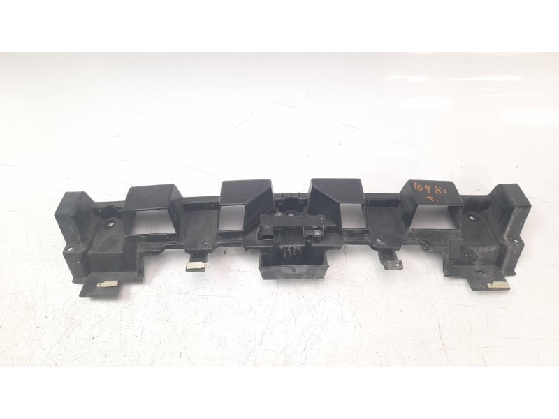 Recambio de moldura para jaguar xf 3.0 v6 diesel cat referencia OEM IAM 8X2317B861  