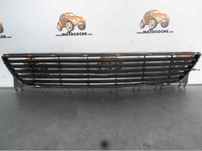 Recambio de rejilla paragolpes central para opel corsa c 1.3 16v cdti cat (z 13 dt / ln9) referencia OEM IAM 1400298 OP0322120 1