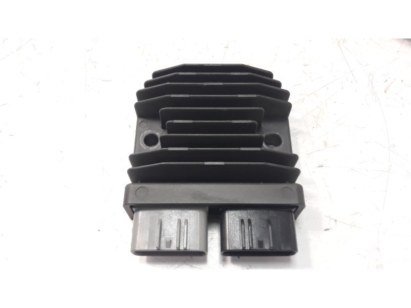 Recambio de modulo electronico para honda cb 650r referencia OEM IAM FH027AA  