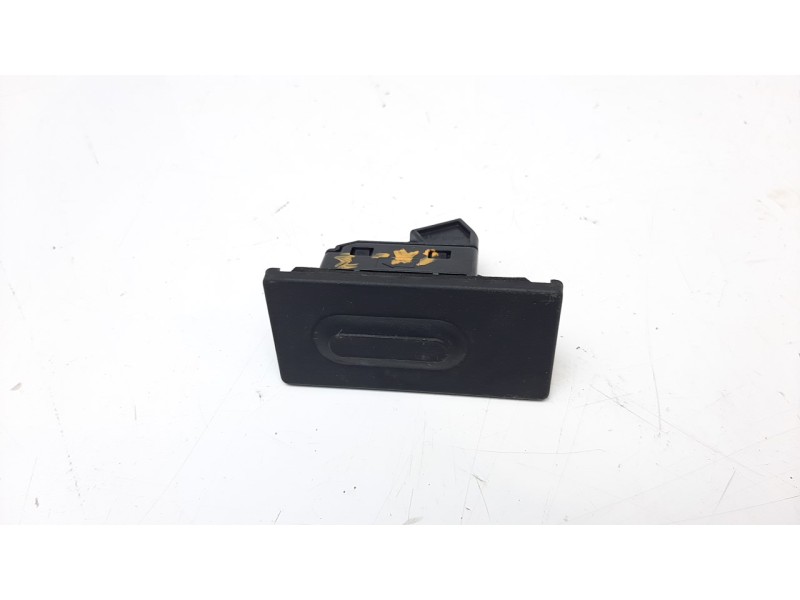 Recambio de maneta exterior porton para mazda cx-3 2.0 cat referencia OEM IAM BHN156800  