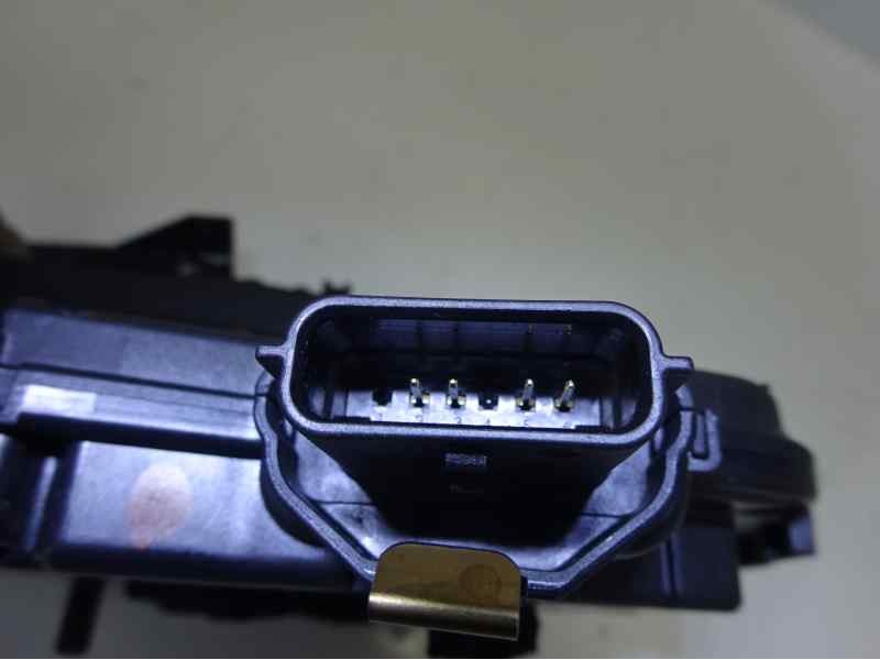 Recambio de cerradura puerta trasera derecha para renault clio iv dynamique referencia OEM IAM 825002104R 40727237 