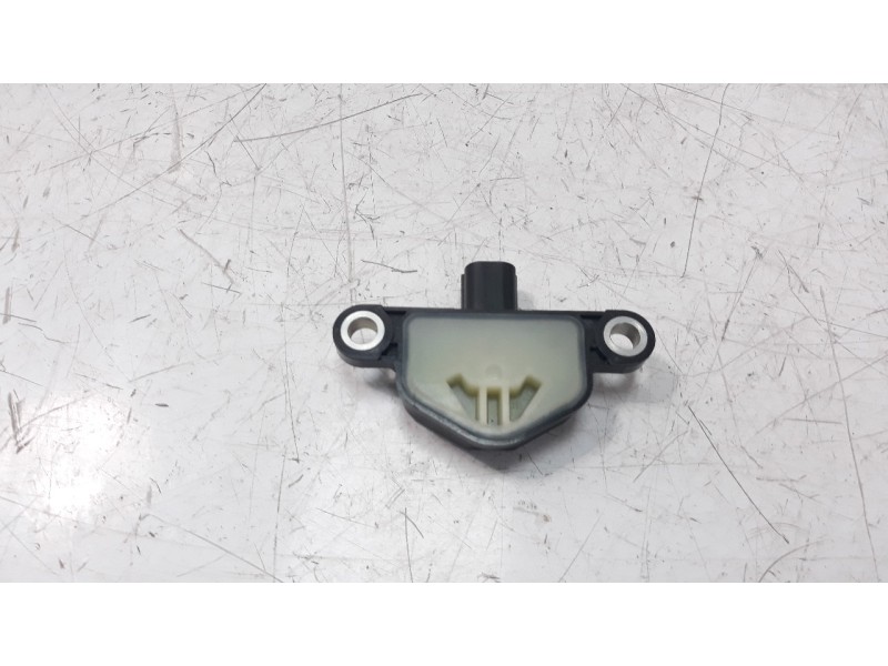 Recambio de sensor para honda cb 650r referencia OEM IAM AVA1002A  