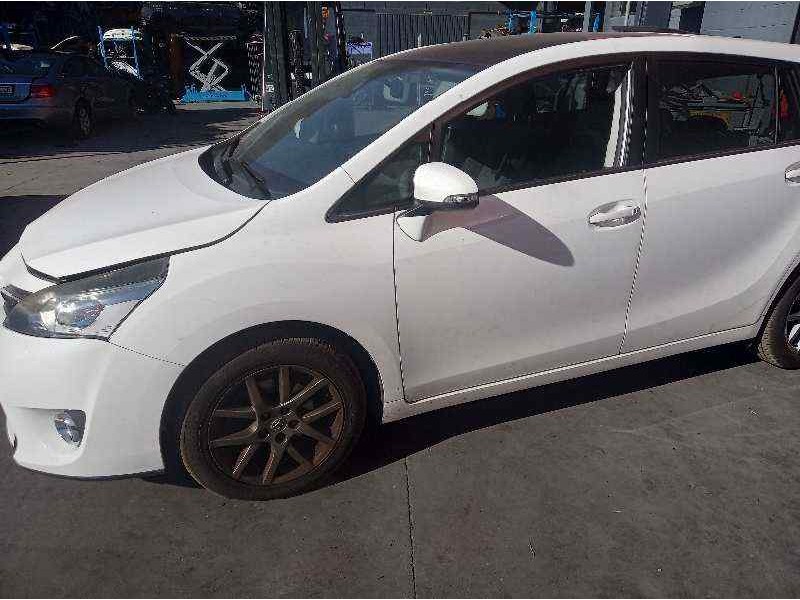 toyota verso del año 2014