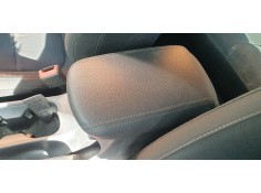 Recambio de apoyabrazos central para hyundai i30 (pd) n line referencia OEM IAM 84660G4000   2