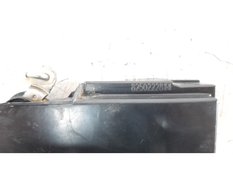 Recambio de cerradura puerta trasera derecha para dacia sandero 1.0 12v cat referencia OEM IAM 825022281R  