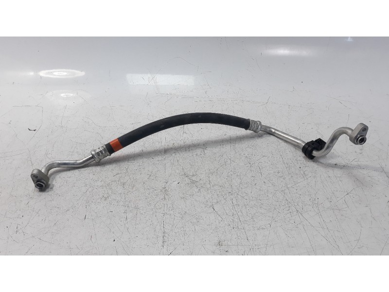 Recambio de tubos aire acondicionado para toyota avensis 1.8 16v cat referencia OEM IAM 8870405380  