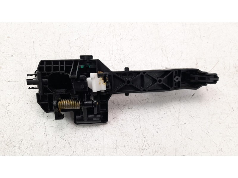 Recambio de maneta exterior trasera izquierda para hyundai tucson 1.6 crdi cat referencia OEM IAM 83651D7000  