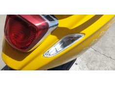 Recambio de piloto trasero derecho para piaggio (vespa) vespa primavera 125 i-get referencia OEM IAM 1D002786   2