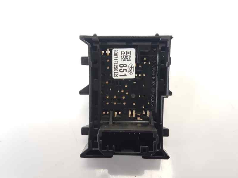 Recambio de mando elevalunas delantero derecho para subaru forester s5 / ske s5 referencia OEM IAM 83071FL250  