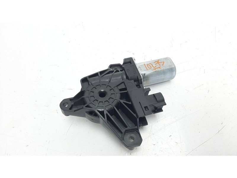 Recambio de motor elevalunas trasero izquierdo para fiat 500 x (334) 1.6 jtdm 16v referencia OEM IAM CS7706101  