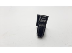 Recambio de warning para toyota corolla (e21) referencia OEM IAM 8433202400   2