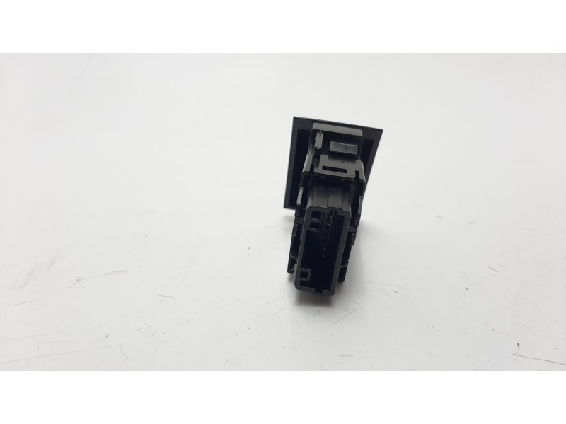 Recambio de warning para toyota corolla (e21) referencia OEM IAM 8433202400  