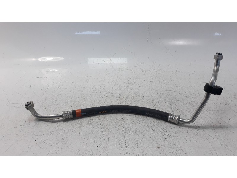 Recambio de tubos aire acondicionado para toyota avensis 1.8 16v cat referencia OEM IAM 8870405380  