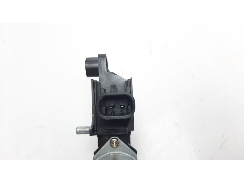 Recambio de motor elevalunas trasero izquierdo para fiat 500 x (334) 1.6 jtdm 16v referencia OEM IAM CS7706101  
