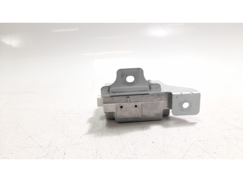 Recambio de modulo electronico para kia niro referencia OEM IAM 96390G5000  