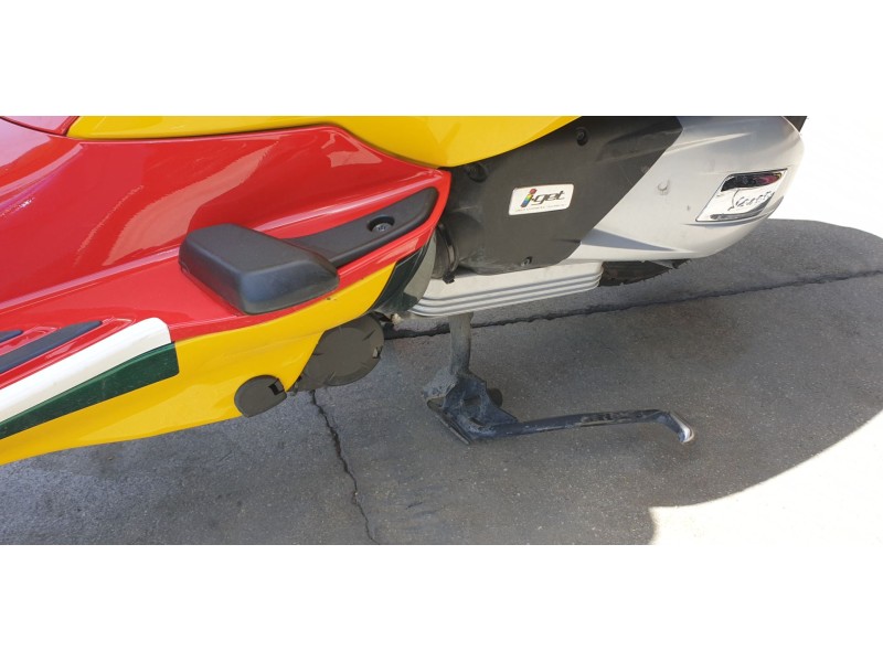 Recambio de caballete central para piaggio (vespa) vespa primavera 125 i-get referencia OEM IAM 1C004090  