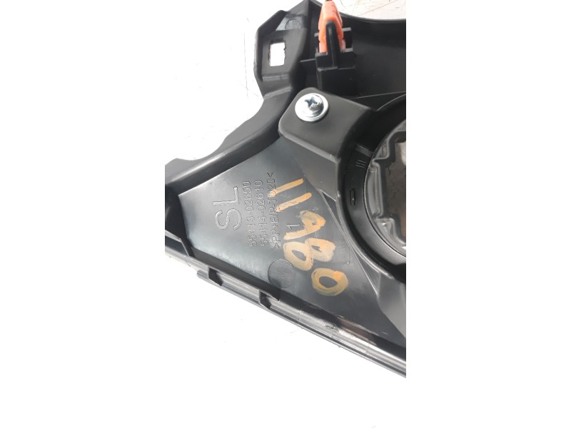 Recambio de moldura para toyota corolla (e21) referencia OEM IAM 5541302650 5541402610 