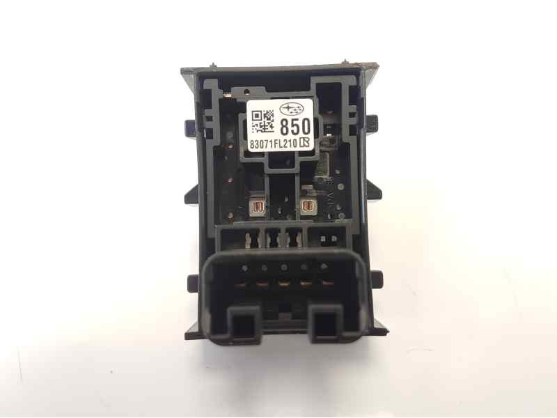 Recambio de mando elevalunas trasero izquierdo para subaru forester s5 / ske s5 referencia OEM IAM 83071FL210  