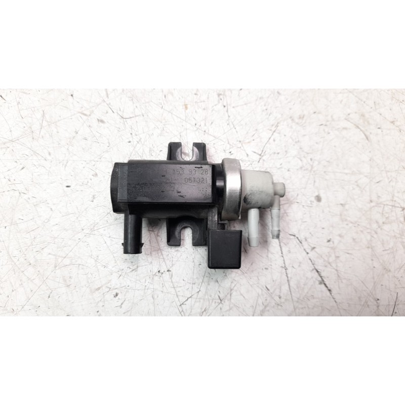 Recambio de valvula aire adicional para mercedes-benz vito (w639) basic, combi 109 cdi compacto (639.601) referencia OEM IAM A00