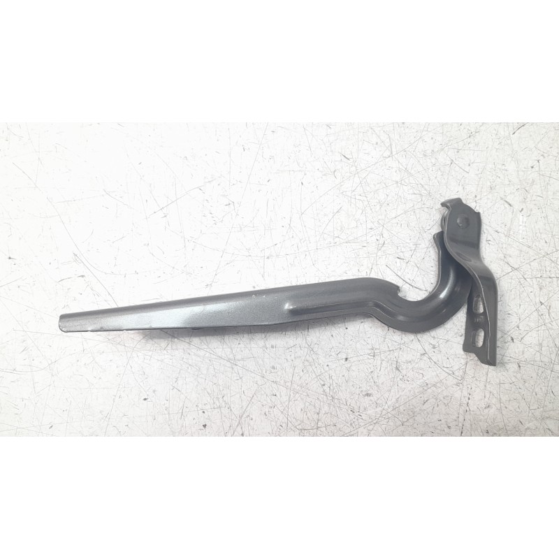 Recambio de retenedor puerta para volkswagen golf vii sportsvan 2.0 tdi referencia OEM IAM 510823301B  