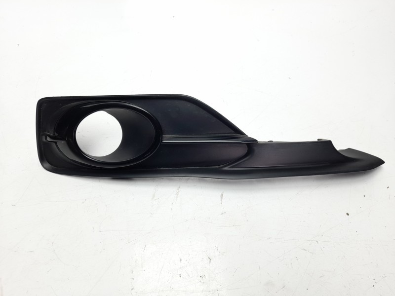 Recambio de rejilla paragolpes delantero para ds 4 1.6 blue-hdi fap referencia OEM IAM 9811438277  