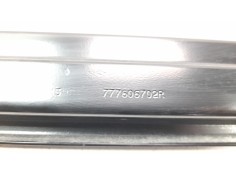 Recambio de soporte / guia puerta corredera para renault express advance referencia OEM IAM 777606702R   2