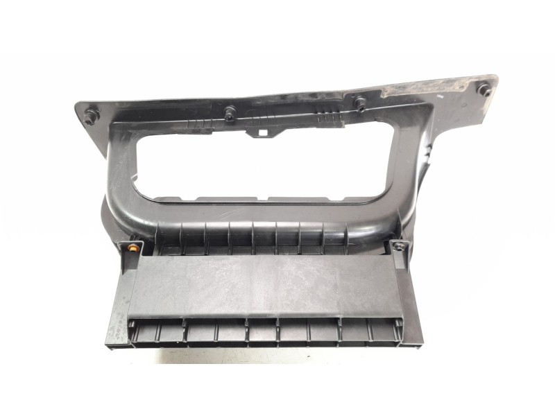 Recambio de estribos laterales para iveco daily furgón 2.3 diesel referencia OEM IAM 5801869292  