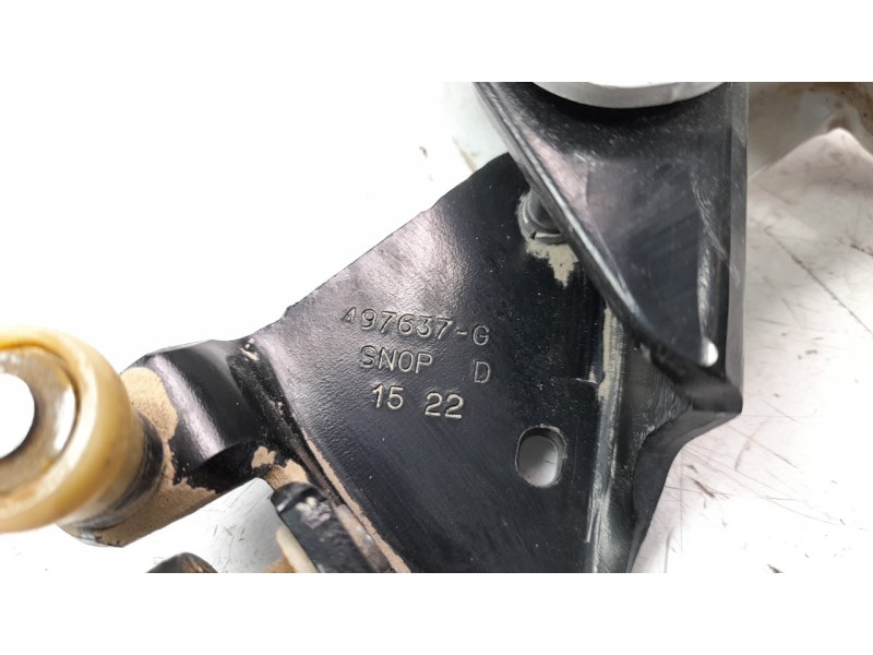 Recambio de puerta lateral corredera derecha para renault express advance referencia OEM IAM 824A65571R  