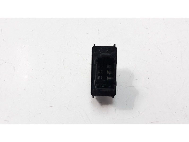 Recambio de mando elevalunas trasero izquierdo para citroen c-elysée 1.6 blue-hdi fap referencia OEM IAM 96657927ZD IAF530007 EW