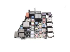 CAJA RELES / FUSIBLES 