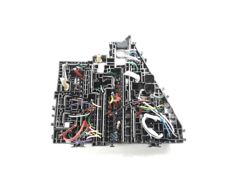 Recambio de caja reles / fusibles para subaru forester s5 / ske s5 referencia OEM IAM   