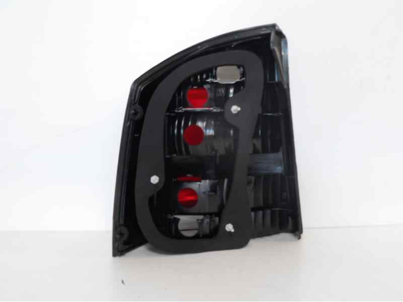 Recambio de piloto trasero derecho para opel vectra c berlina referencia OEM IAM 2210444 103F16261780 OP0564163