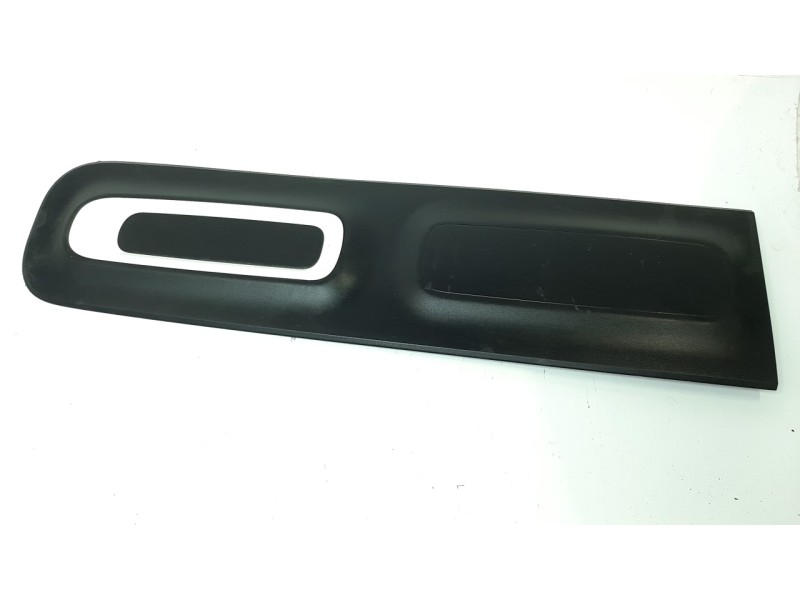 Recambio de moldura para citroen c3 1.5 blue-hdi fap referencia OEM IAM 9833480777  