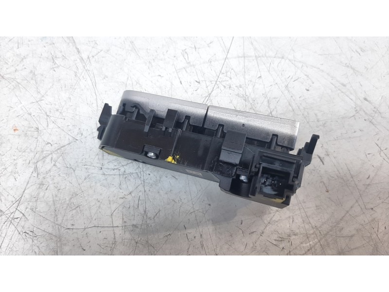 Recambio de interruptor para mercedes-benz clase c (w205) lim. c 200 (205.077) referencia OEM IAM A2059052818  