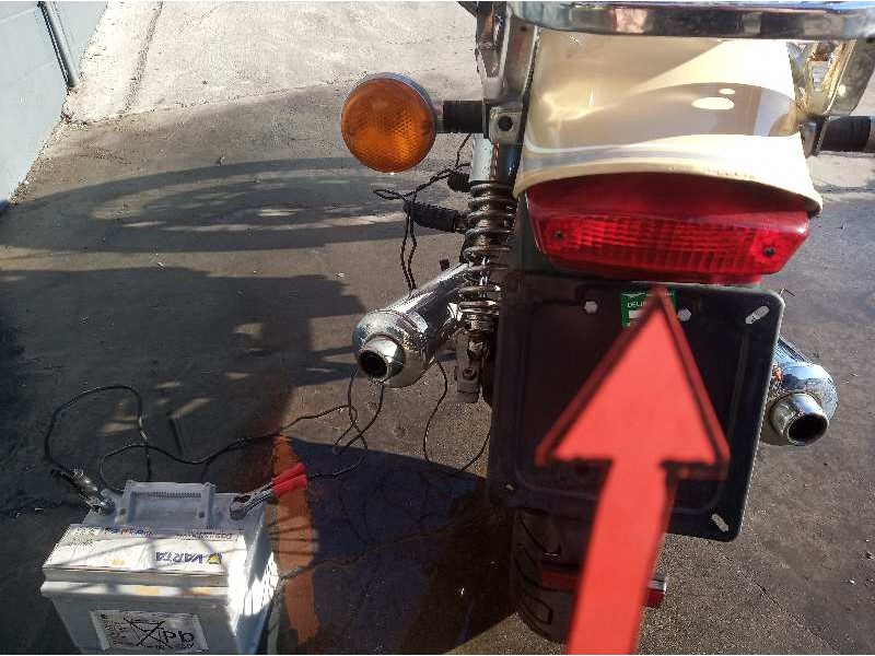 Recambio de piloto trasero central para guzzi nevada nevada 750 referencia OEM IAM GU31740960  