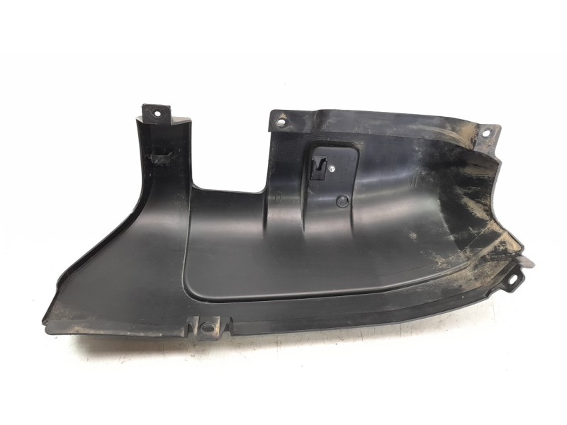 Recambio de puntera paragolpes trasera derecha para iveco daily furgón 2.3 diesel referencia OEM IAM 5801529829  