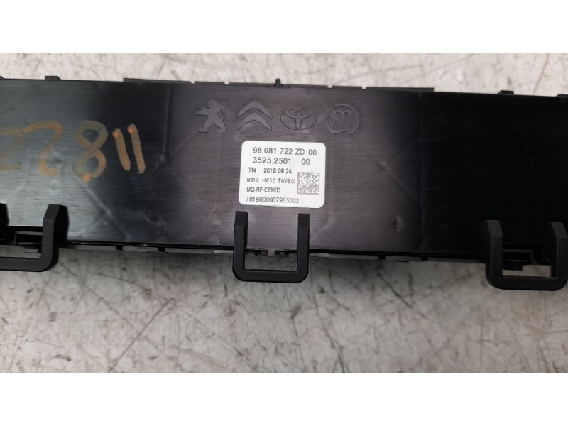 Recambio de mando climatizador para citroen berlingo furgón driver m referencia OEM IAM 98081722ZD  