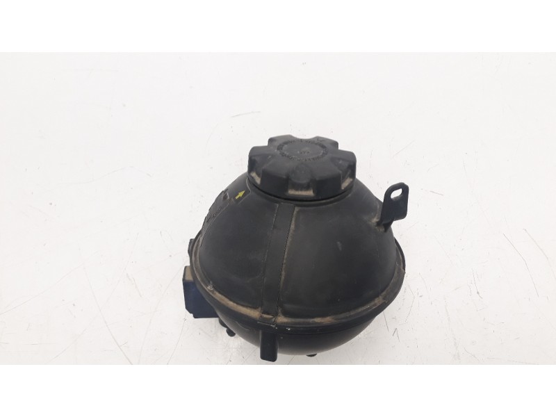 Recambio de deposito expansion para bmw x3 (f25) sdrive 18d referencia OEM IAM 17138616418  