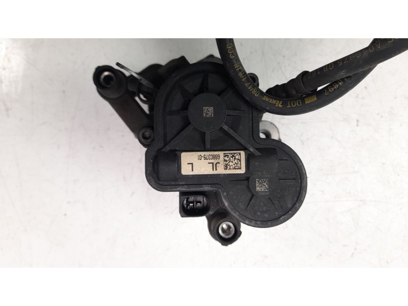 Recambio de pinza de freno trasera izquierda para bmw serie x1 (f48) sdrive18d advantage referencia OEM IAM 688037901  