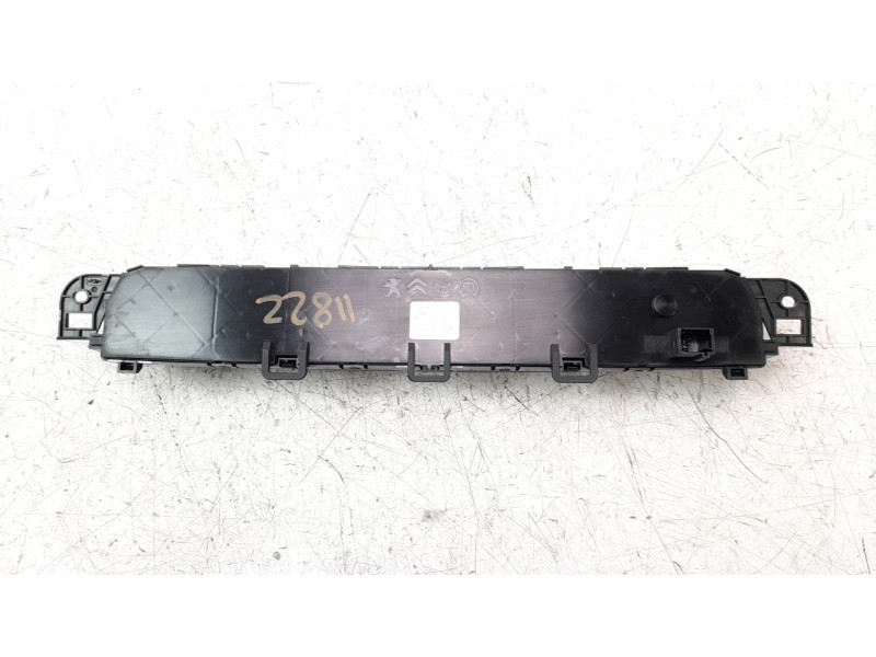 Recambio de mando climatizador para citroen berlingo furgón driver m referencia OEM IAM 98081722ZD  