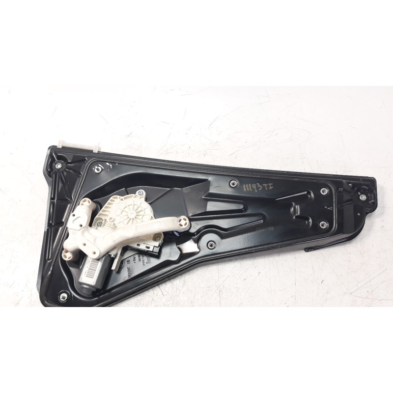 Recambio de elevalunas trasero izquierdo para land rover discovery 4 2.7 td v6 cat referencia OEM IAM AH2227001AA  