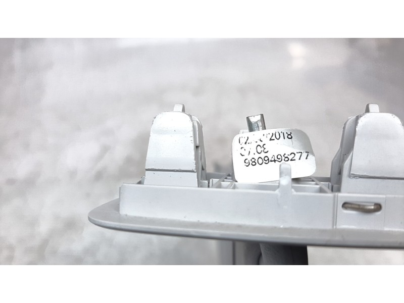 Recambio de parasol derecho para citroen berlingo furgón driver m referencia OEM IAM 9809498277  
