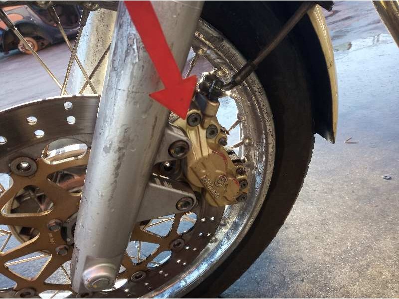 Recambio de pinza de freno delantera izquierda para guzzi nevada nevada 750 referencia OEM IAM GU01652230  