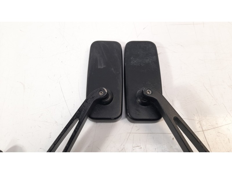 Recambio de retrovisor izquierdo para honda cbr 600 f / cbr 600 rr referencia OEM IAM 88110MEE003  