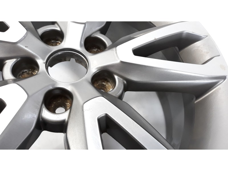 Recambio de llanta para hyundai santa fe (dm) 2.2 crdi cat referencia OEM IAM 18PULGADAS 529102W180 