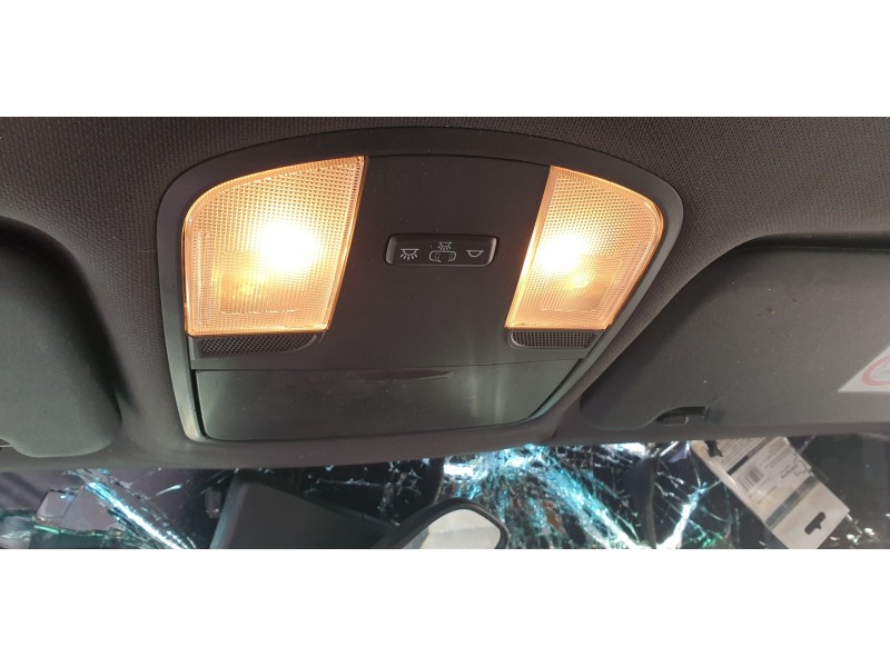 Recambio de luz interior para hyundai i30 (pd) n line referencia OEM IAM 92800G3000  