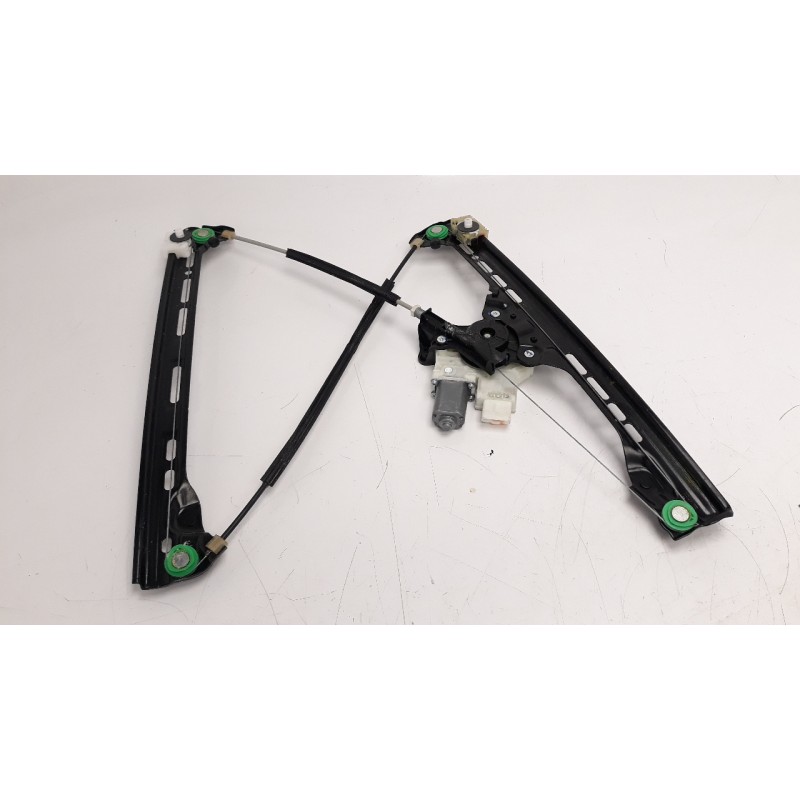 Recambio de elevalunas delantero derecho para citroen c4 picasso 1.2 12v e-thp referencia OEM IAM 9826076280 106075615 