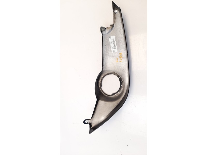 Recambio de moldura para bmw f 800 s/st referencia OEM IAM 46627678608  