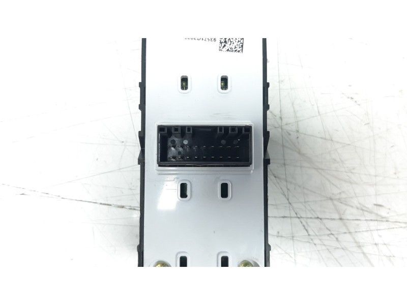 Recambio de mando elevalunas delantero izquierdo para hyundai i30 (pd) n line referencia OEM IAM 93571G3030 IAF680087 